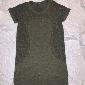 Lululemon Swiftly Tech Short Sleeve Shirt